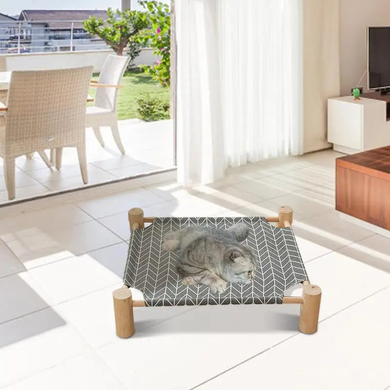 Small Cooling Elevated Wooden Pet Bed