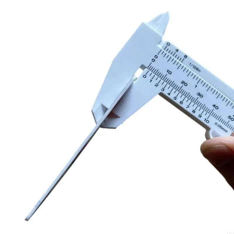 Lightweight Tick Removal Magnifier Card w/Lice Catcher